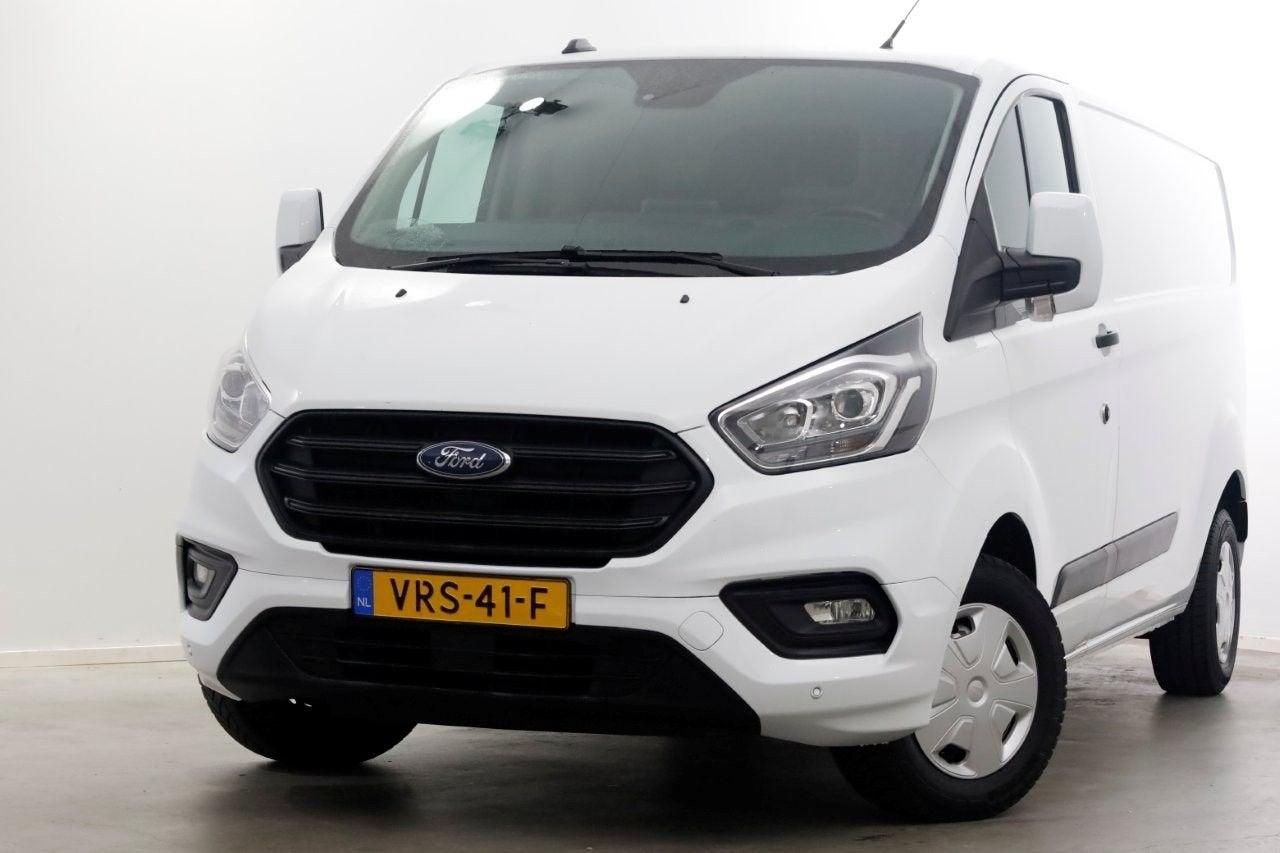 Ford Transit Custom 2.0 TDCI L2H1 Trend Airco/Navi/Trekhaak, Autos, Achat, Entreprise, Diesel, Ford