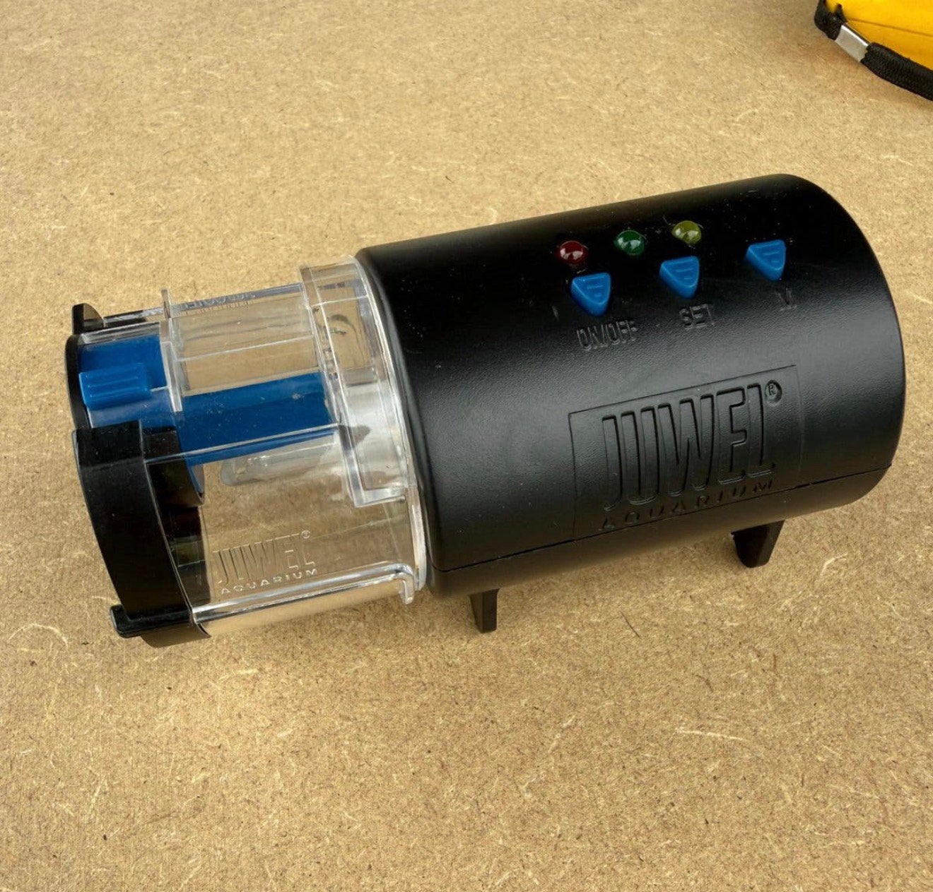 Automatische voeding vissen Juwel, Dieren en Toebehoren, Ophalen, Zo goed als nieuw, Juwel