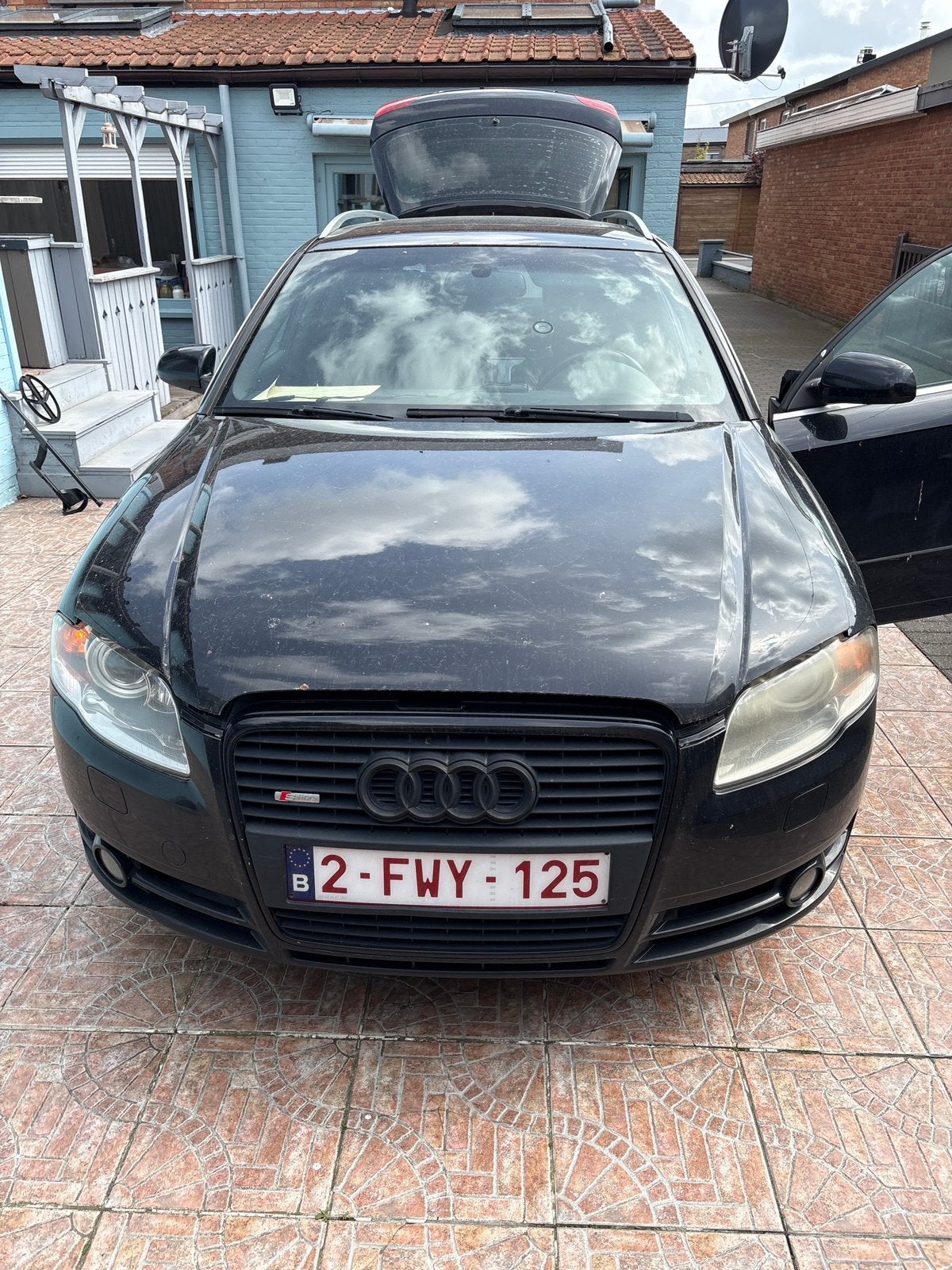 Audi A4 2.7tdi S-line euro4 EXPORT, Auto's, Audi, Automaat, Zwart, A4, Zwart