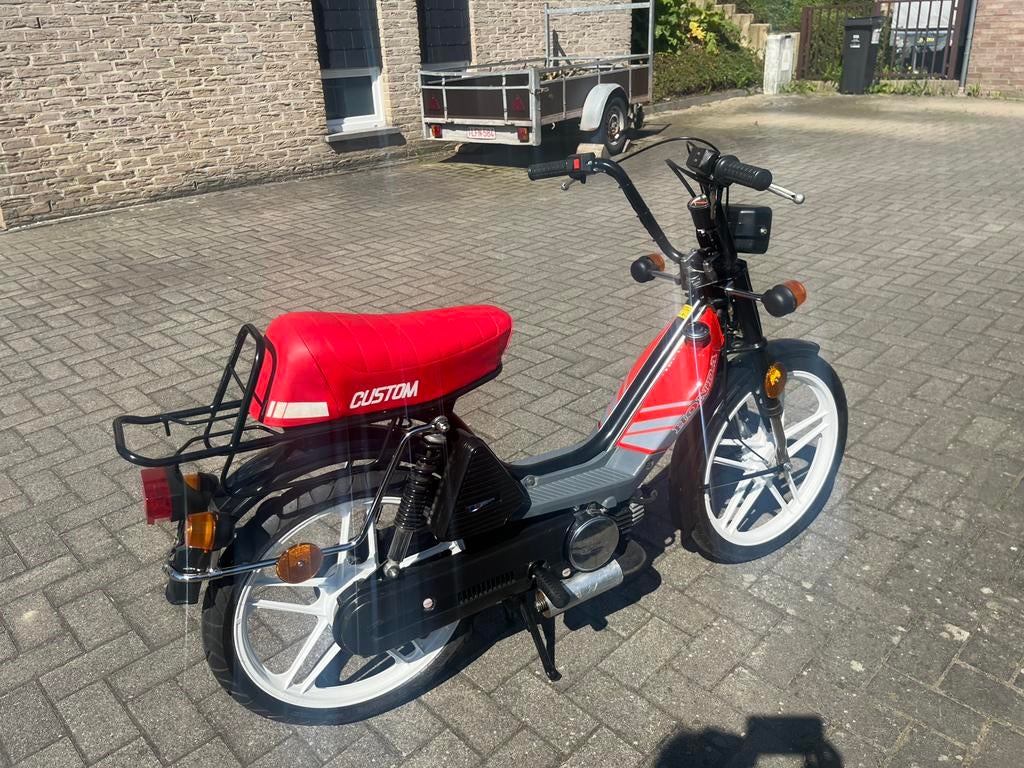 Honda camino custom cu, Vélos & Vélomoteurs, Pièces de cyclomoteur | Général, Enlèvement, Réservoir