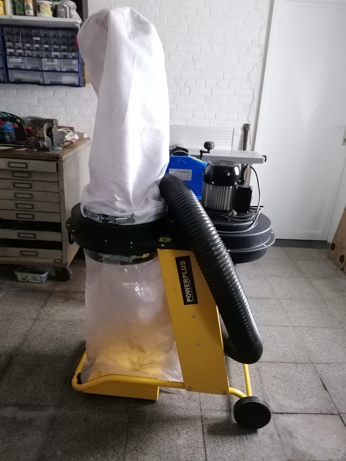 PowerPlus afzuiging 150cm hoog., Ophalen