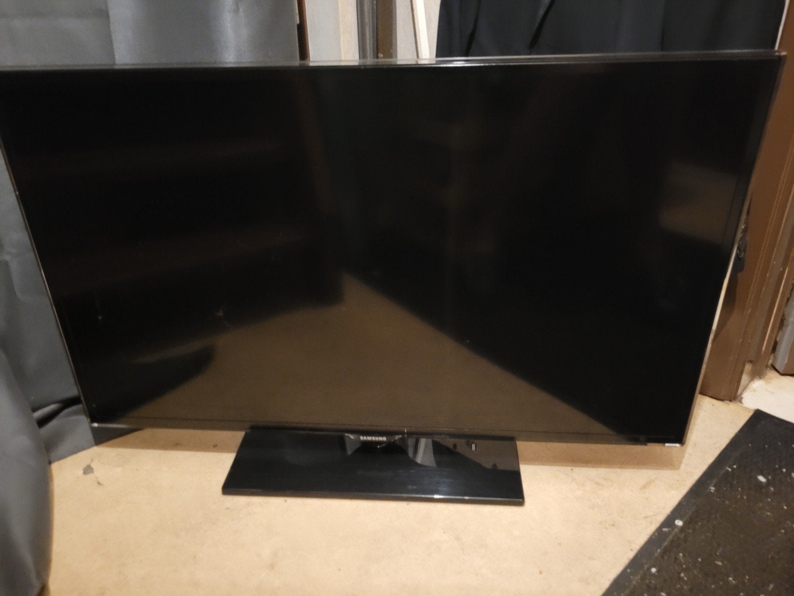 Tv toestel finlux 55 inch met afstandbediening, Ophalen, LED