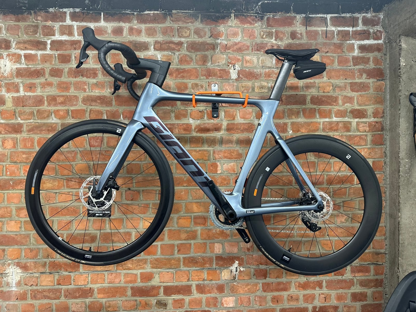 GIANT Propel Advanced 1;  40% discount ; NEW; maat: L, Fietsen en Brommers, Ophalen, Nieuw, Carbon, Giant