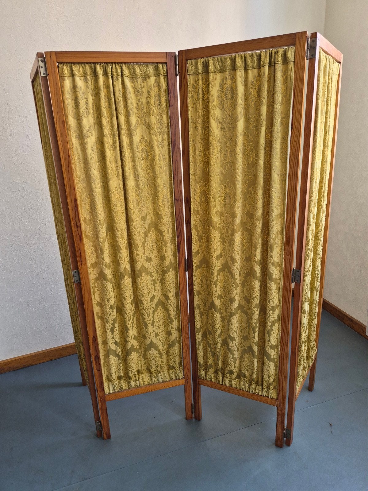 Vintage roomdivider, Ophalen
