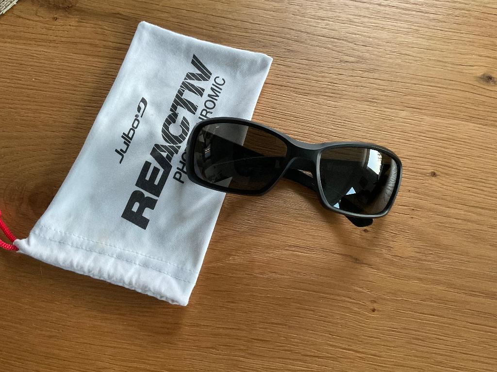 Lunettes Anti UV, Enlèvement ou Envoi, Comme neuf, Autres types