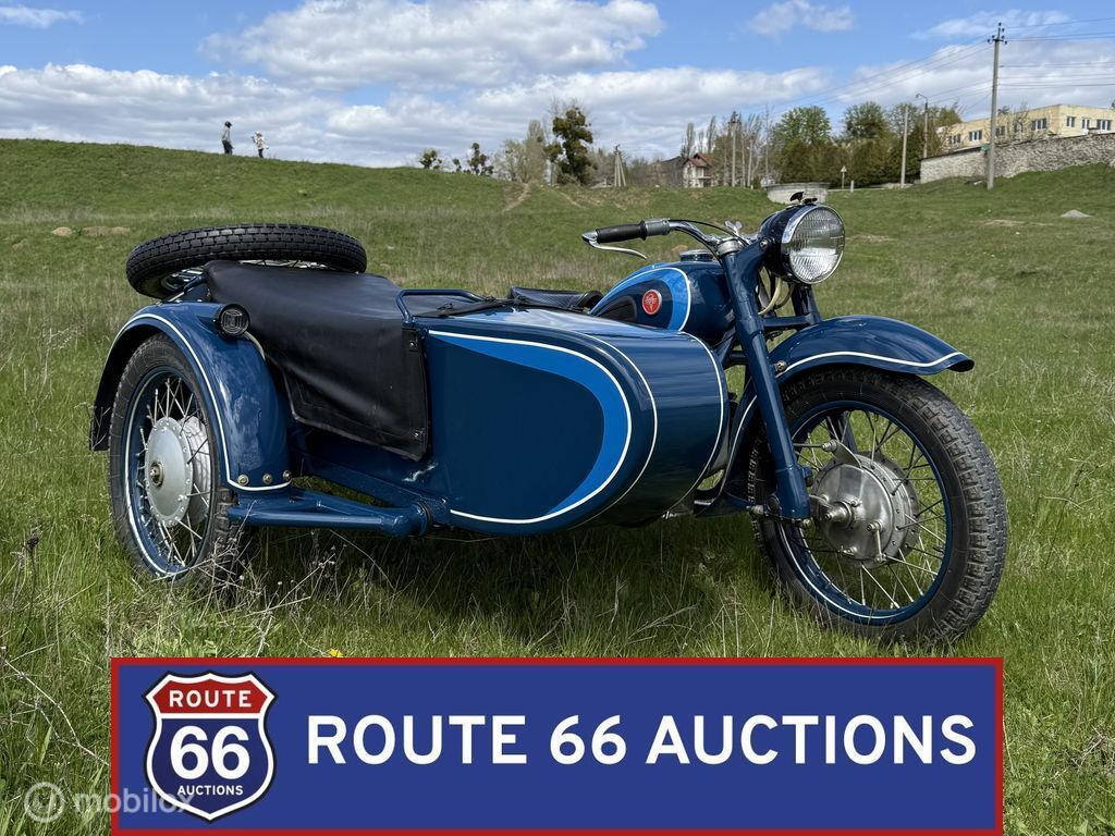 Ural M-72 | 1958 | Route 66 Auctions, Auto's, Oldtimers, Bedrijf, Te koop, Overige merken, Benzine, Overige carrosserie, Handgeschakeld