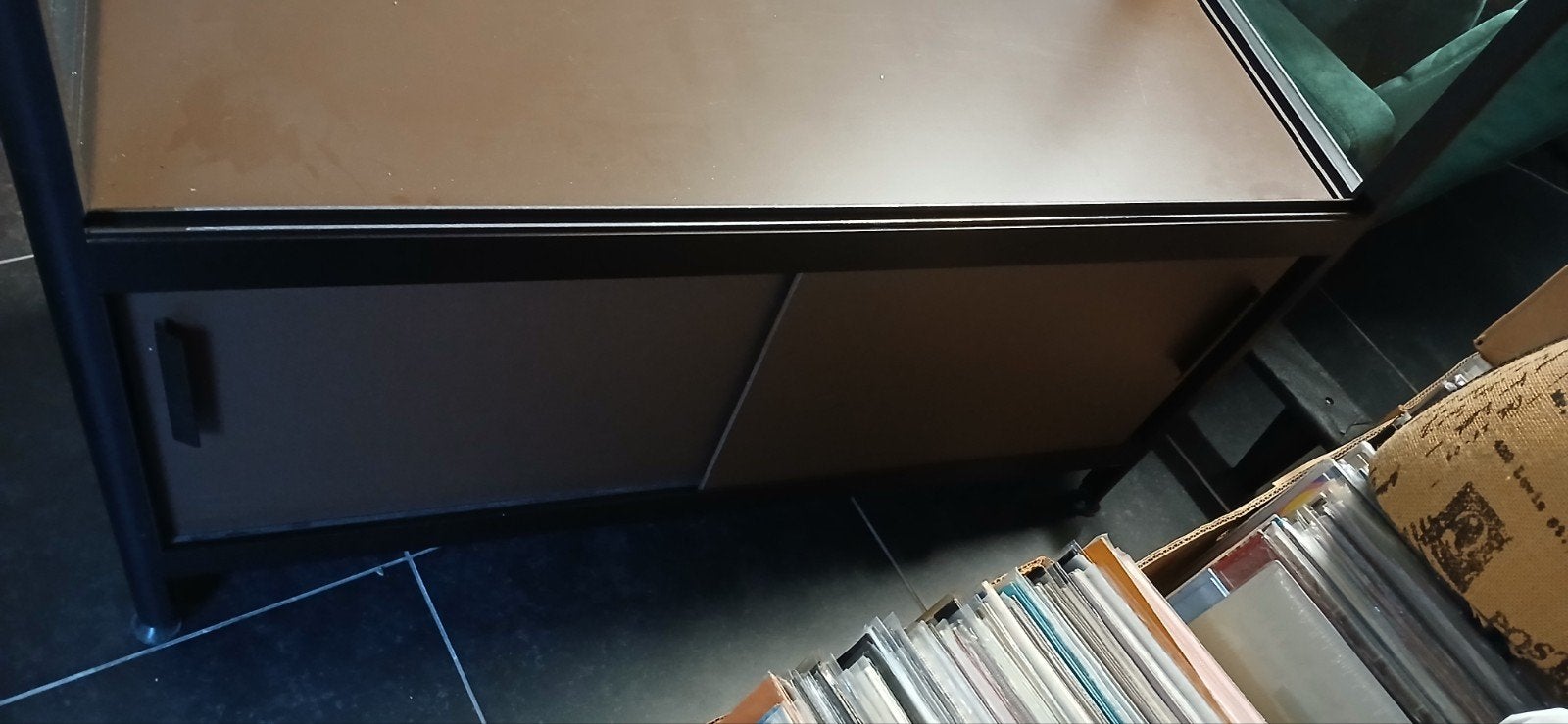glazen vitrinekast, Ophalen, Glas