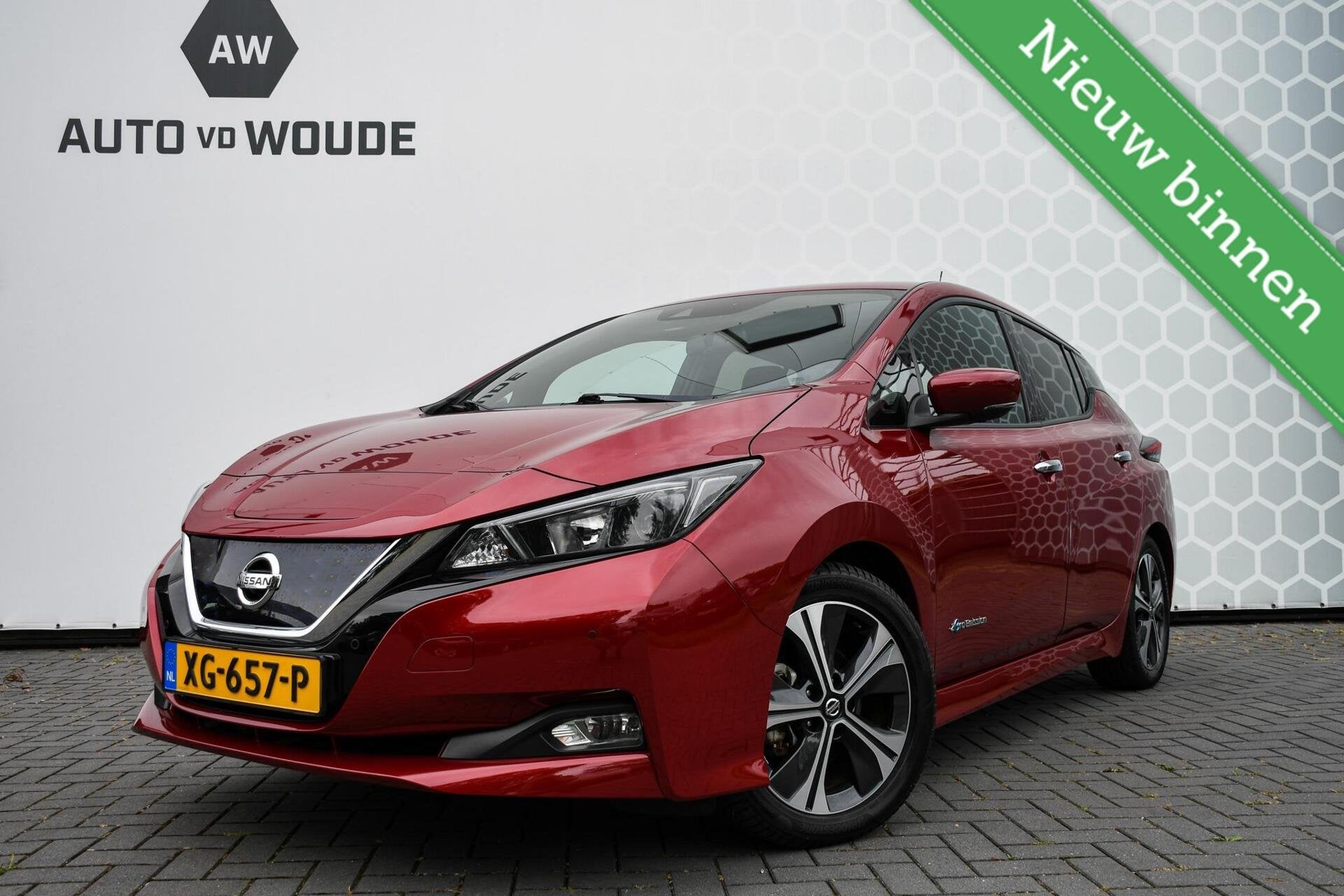 Nissan LEAF Tekna 40 kWh Stuurverwarming Led SOH 93%, Autos, Rouge, Achat, 110 kW, Entreprise
