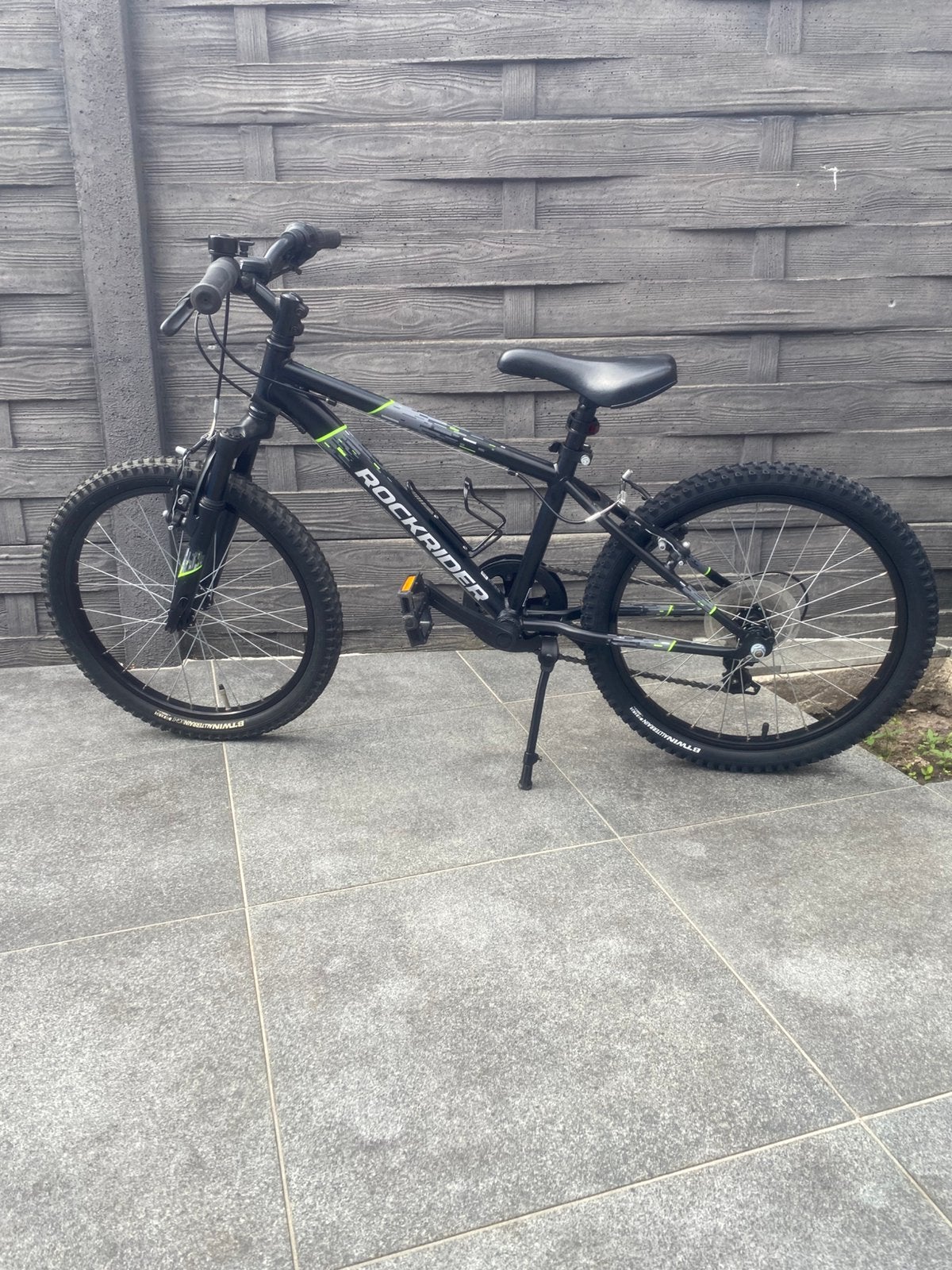 B-Twin  Rockrider ST500.  20 inch jongensfiets, Fietsen en Brommers, Ophalen, Zo goed als nieuw, 20 inch, Versnellingen