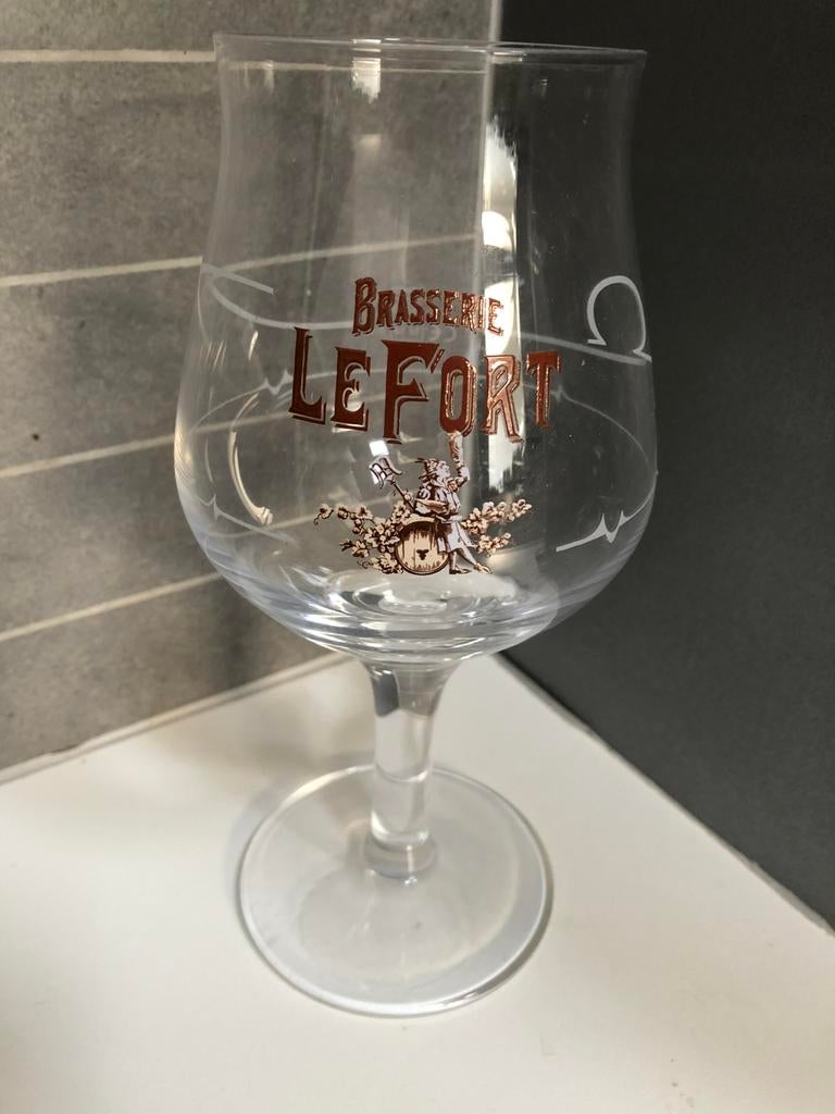 Één glas Brasserie Le Fort, Ophalen, Zo goed als nieuw, Glas of Glazen, Overige merken