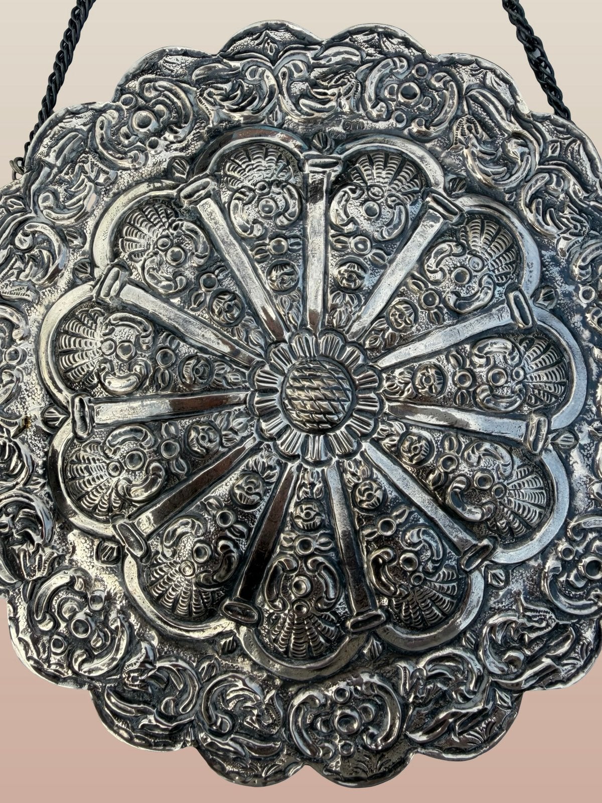 Antieke spiegel in reliëf van 900 sterling zilver, Ophalen of Verzenden, Zilver