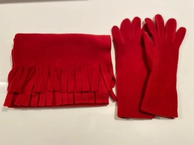 Dieprode sjaal met handschoenen, Ophalen of Verzenden, Gedragen, Sjaal