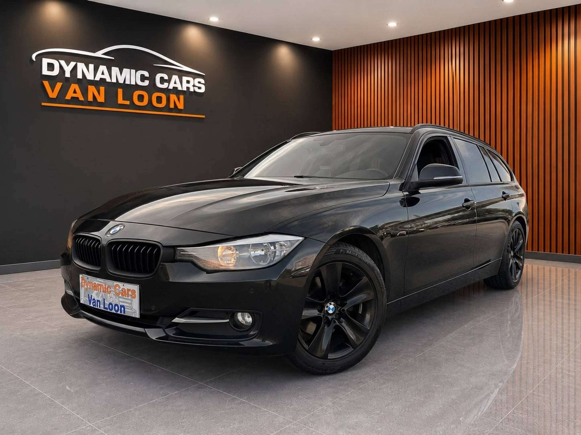 BMW 320 2.0D 184Pk Touring dAS BluePerformance Cruise Navi S, Auto's, Automaat, Euro 5, 4 cilinders, Zwart