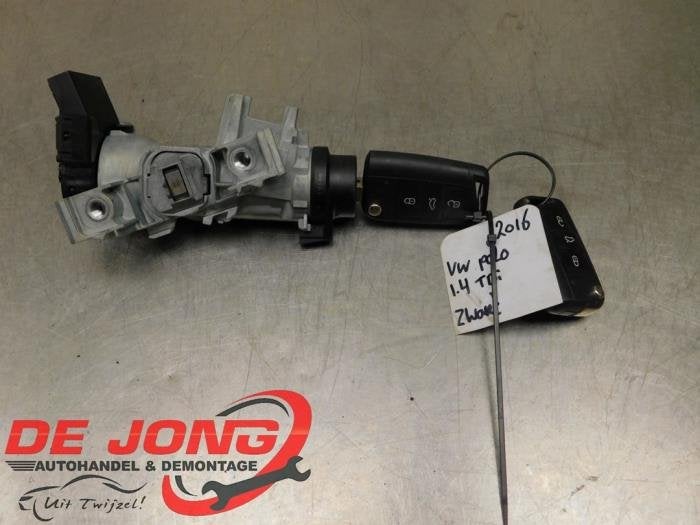 Serrure de contact + clé d'un Volkswagen Polo, Volkswagen, -, 3 mois de garantie, Utilisé