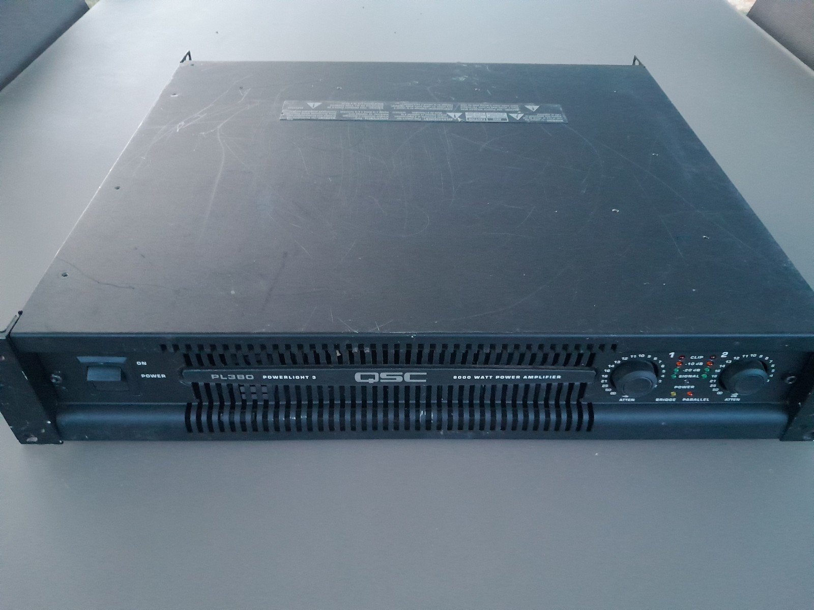 Amplificateur QSC PL380 2x4000w/2ohms, Muziek en Instrumenten, Ophalen