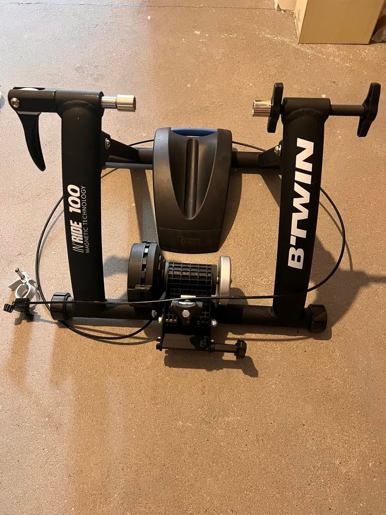 Rollentrainer In'Ride 100 B Twin van rysel NIEUWSTAAT, Enlèvement, Comme neuf