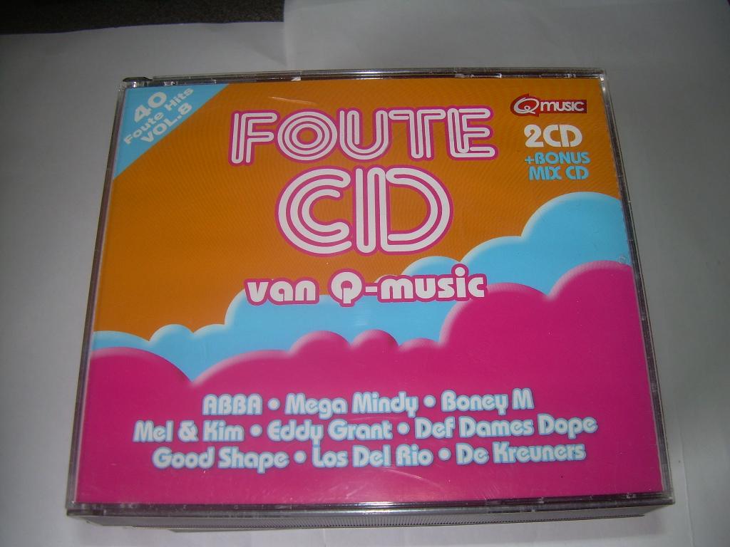 3 CD BOX - Q MUSIC - FOUTE CD, Ophalen of Verzenden, Zo goed als nieuw, Dance, Boxset