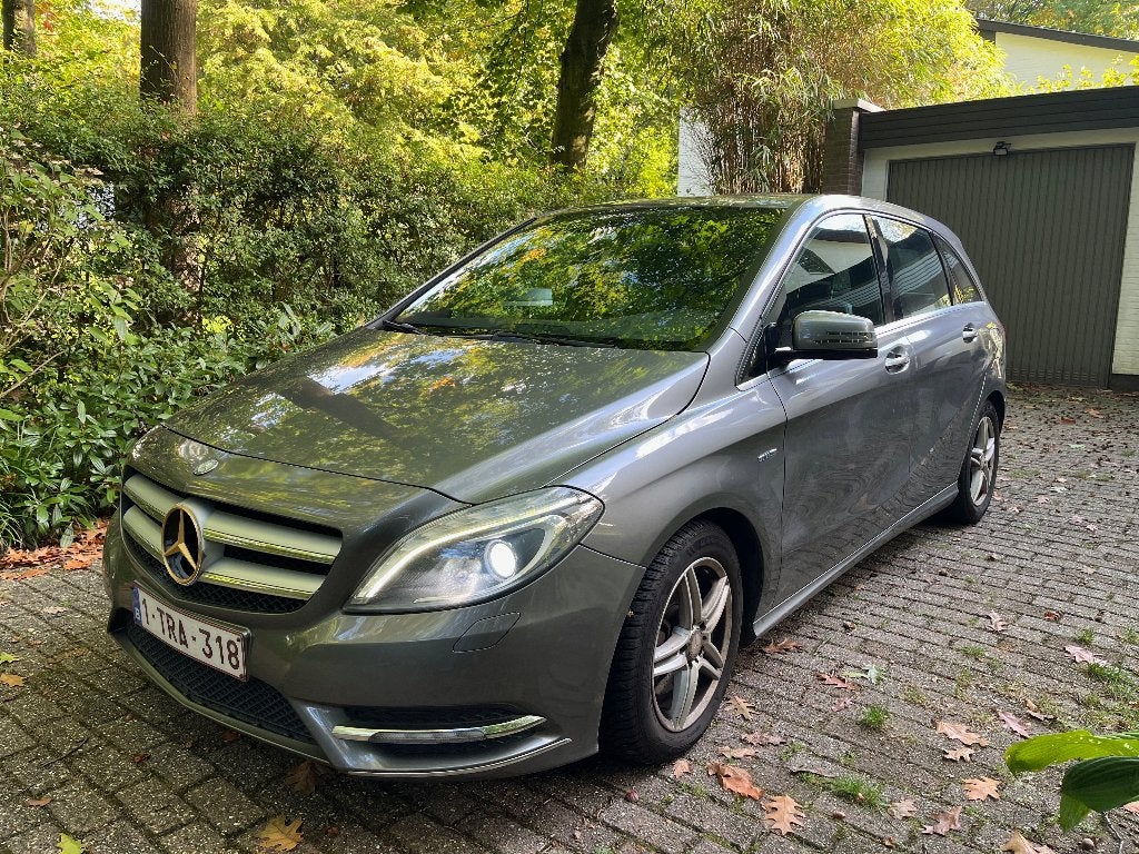 Mercedes B200 CDI handgeschakeld, Auto's, Zwart, 5 deurs, Te koop, B-Klasse
