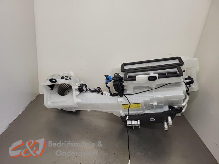 Kachelhuis van een Opel Vivaro, Gebruikt, -, -, Opel