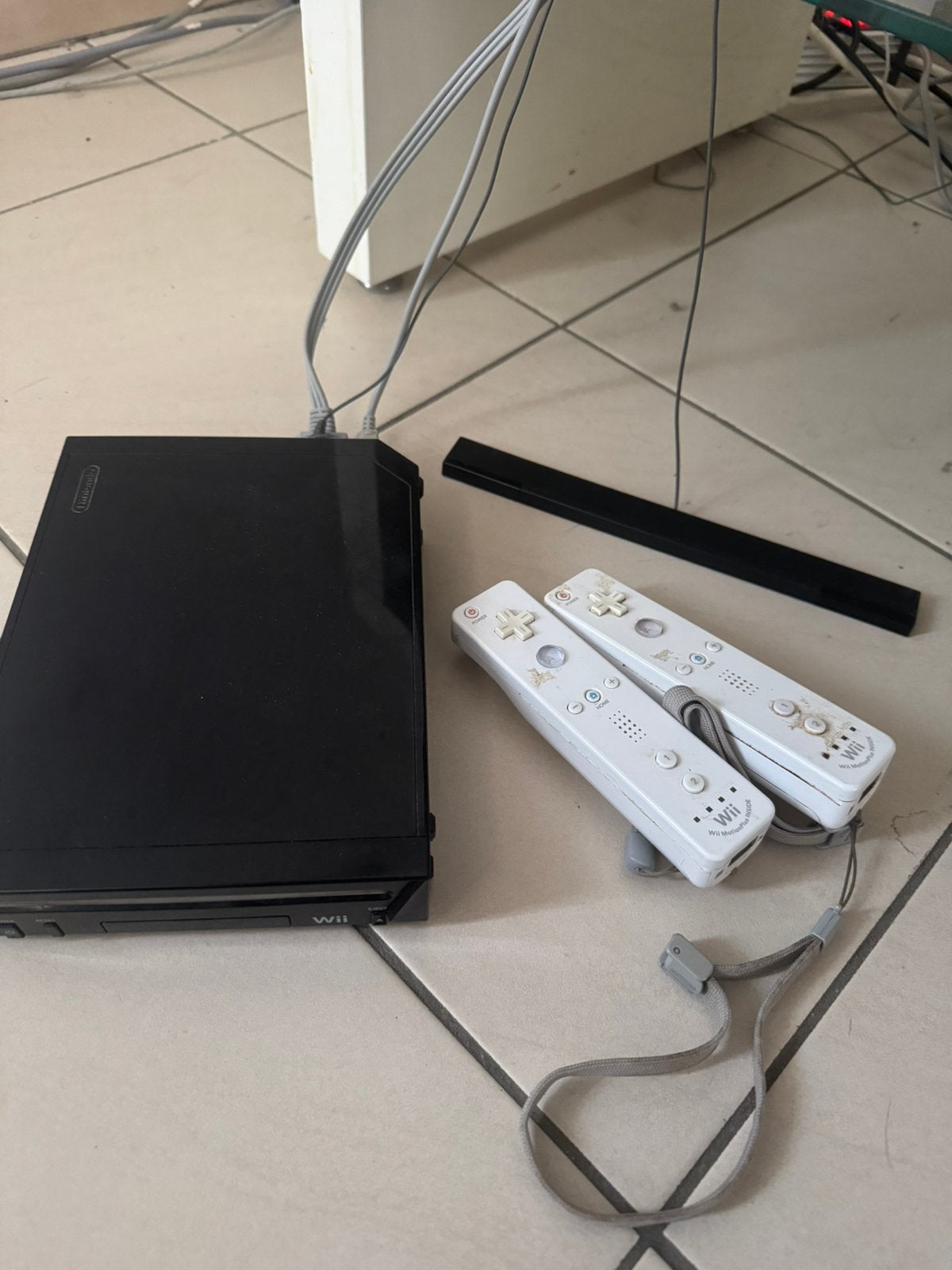 Wii, Games en Spelcomputers, Ophalen, Gebruikt, Met 2 controllers