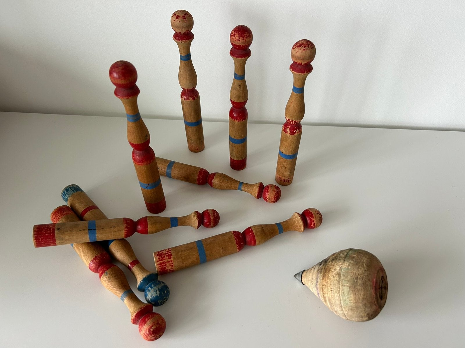 Vintage houten kegels (Frans bowlingspel) + priktol, Antiek en Kunst, Ophalen of Verzenden