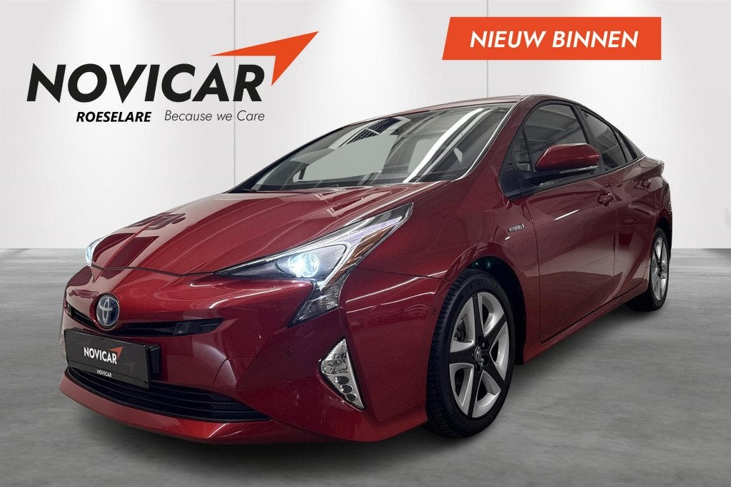 Toyota Prius 1.8 VVT-i Hybrid Lounge, Euro 6, 4 cilinders, 76 g/km, 1375 kg