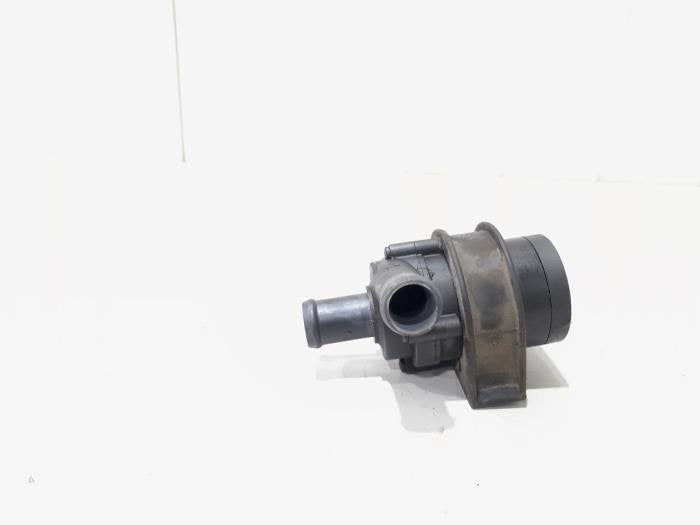 Pompe à eau supplémentaire d'un Volkswagen Golf, Volkswagen, -, 3 mois de garantie, Utilisé