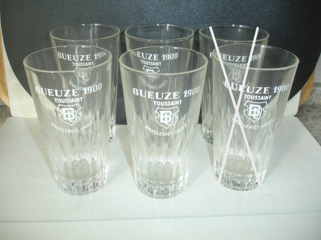 Gueuze 1900 Toussaint, brasserie Unies, € 1,50 stuk, Enlèvement ou Envoi, Neuf, Verre ou Verres, Autres marques
