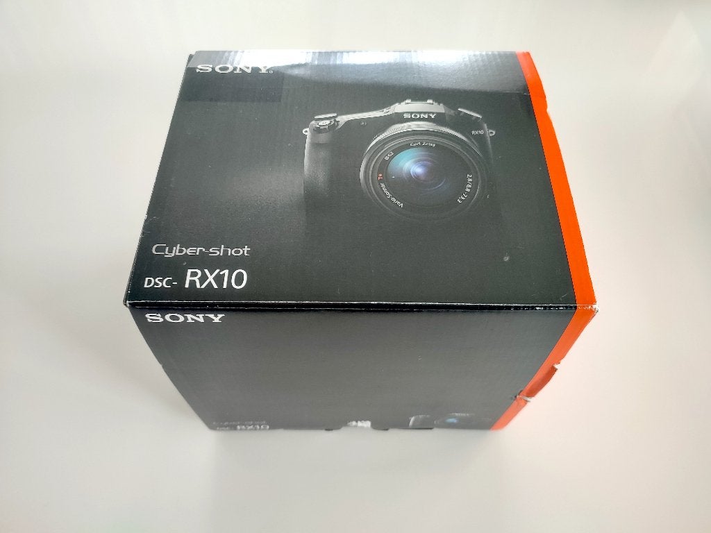 Sony RX10 / constante f/2.8 lens (nieuw), 20x of meer, Nieuw, Ophalen of Verzenden, Sony