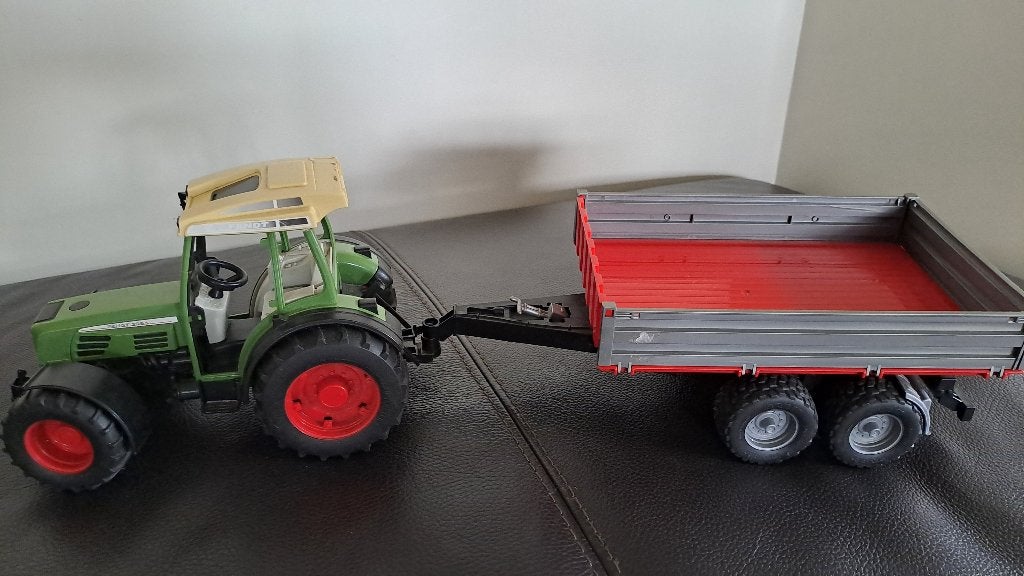 Bruder tractor + kar, Ophalen, Gebruikt
