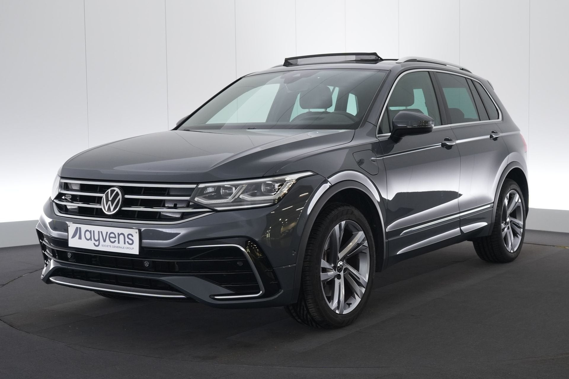 (2CJJ102) VOLKSWAGEN TIGUAN, Autos, Argent ou Gris, Achat, Entreprise, https://public.car-pass.be/vhr/ad64dcf5-65d5-4b05-9321-8bcb4dfb9418