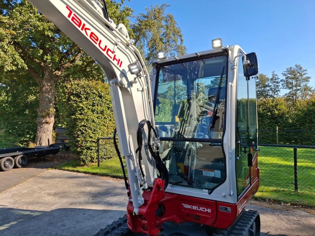 Takeuchi TB230, minigraver, minikraan, BJ2024, 650 uur., Ophalen