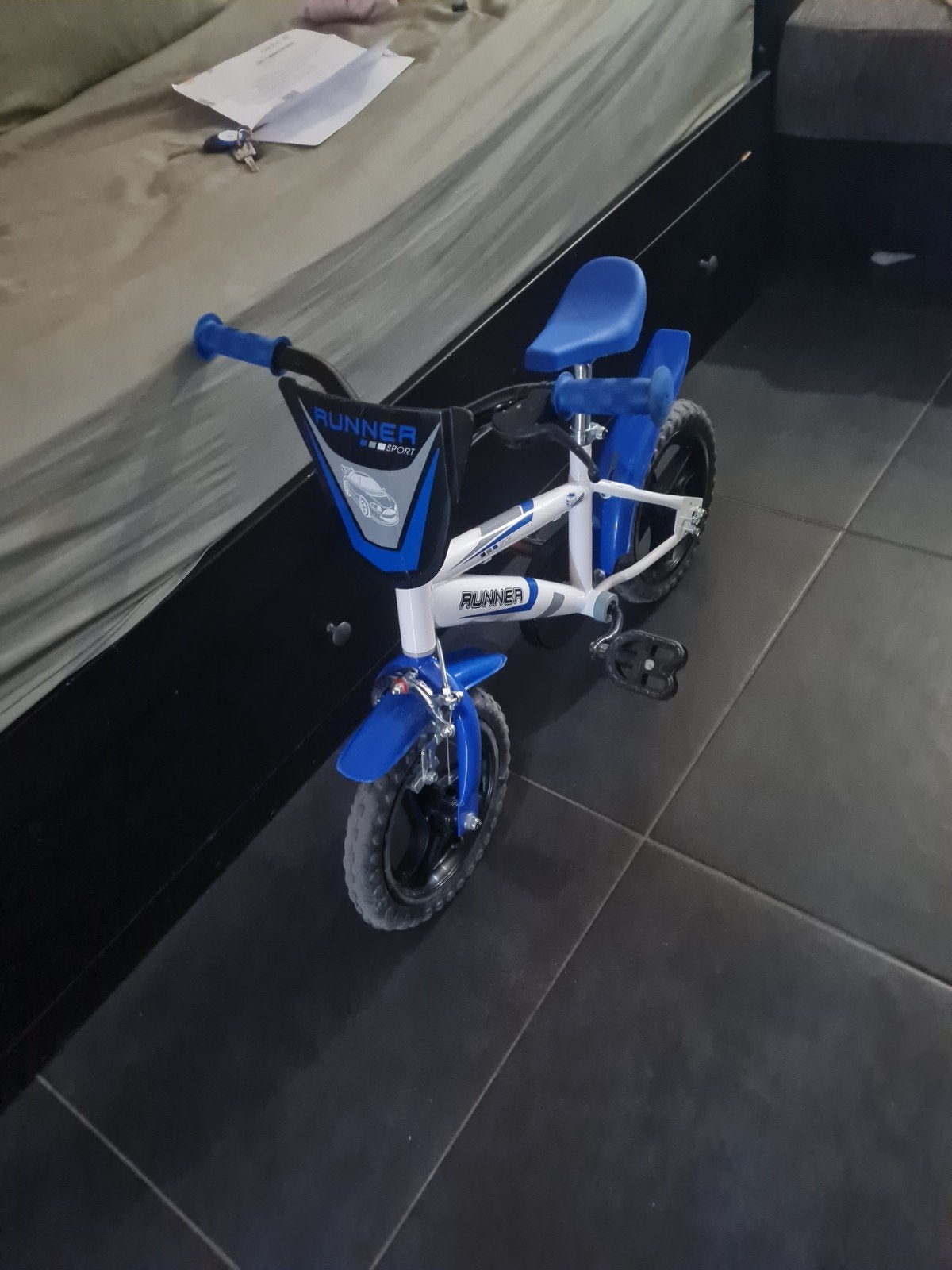petit vélo enfant avec 2 petites roue latérale pour apprendr, Enlèvement ou Envoi