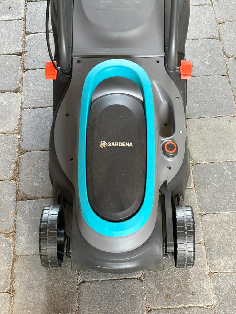 Gardena Powermax 32/1200 grasmaaier, Tuin en Terras, Ophalen, Cirkelmaaier, Elektrische grasmaaier, Zo goed als nieuw