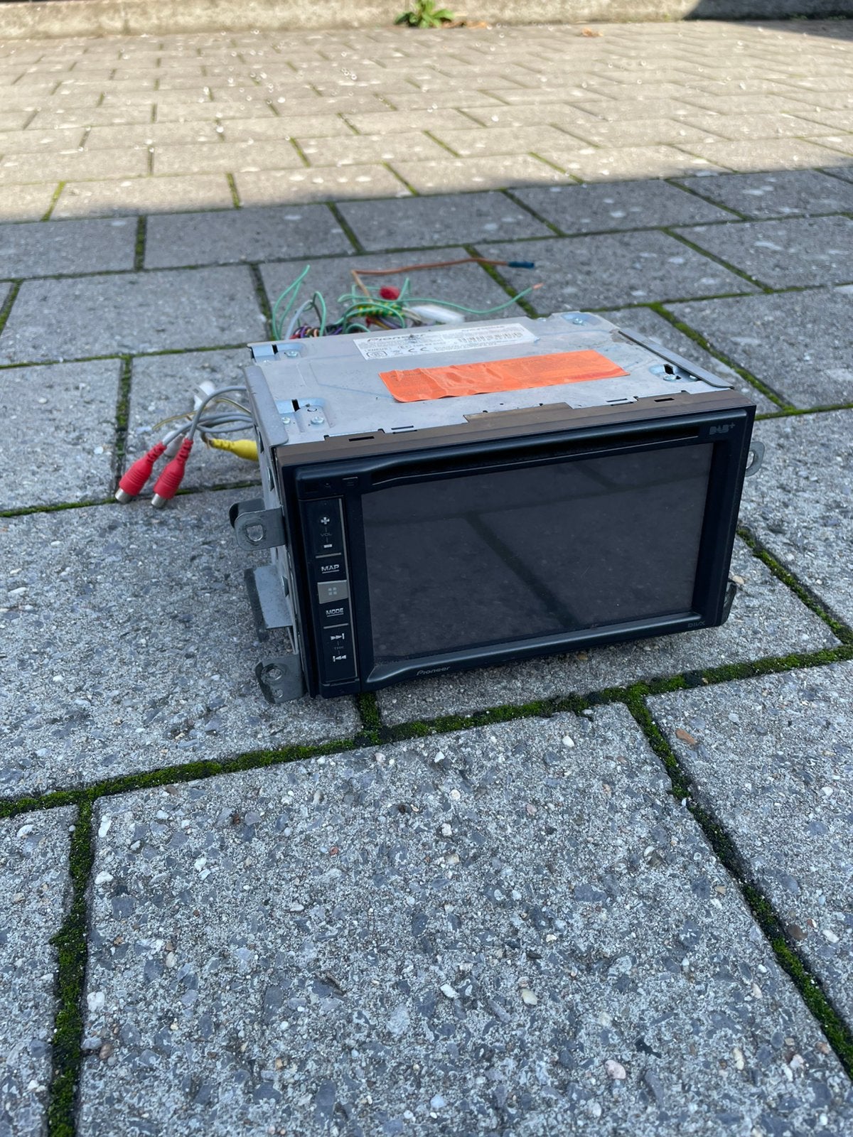 Pioneer AVIC-F980DAB 2-DIN, Enlèvement