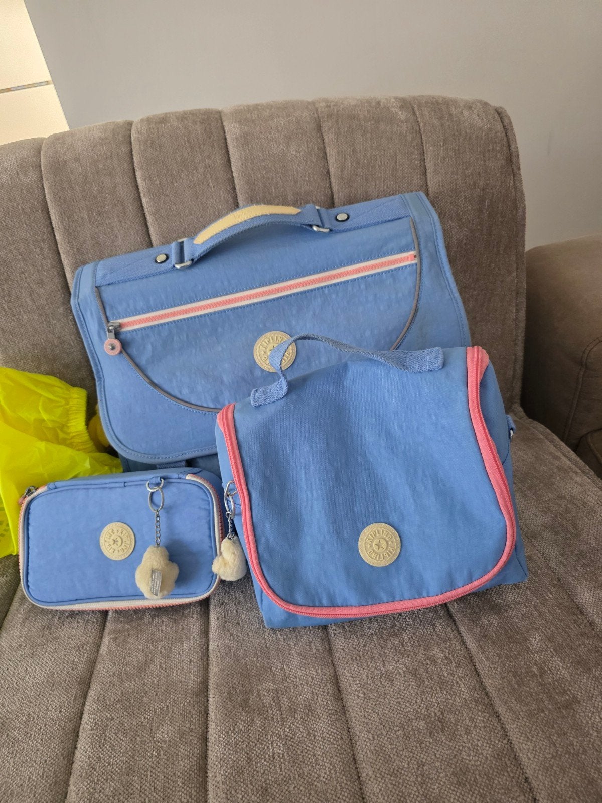 Complete 3-delige schoolset KIPLING, Bijoux, Sacs & Beauté, Sacs | Cartables, Enlèvement ou Envoi, Utilisé, Rose, Porte-documents ou Cartable