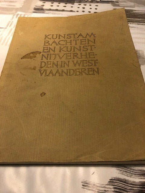 Kunstenambachten en Kunstnijverheden in West-Vlaanderen *Uni, Enlèvement ou Envoi