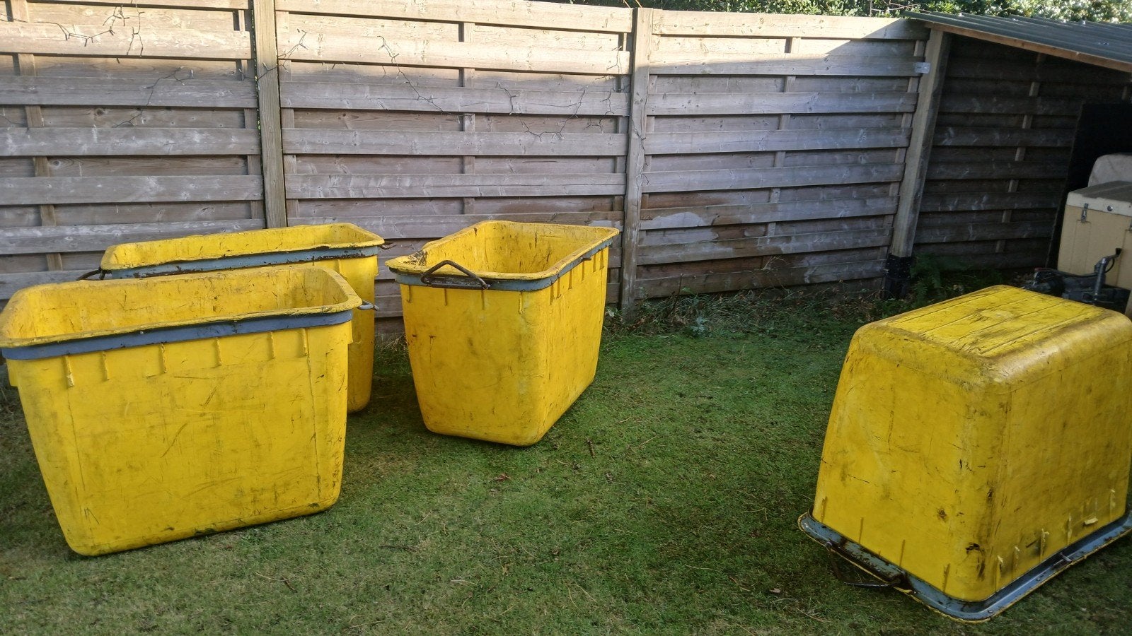 4x Zware mortelkuip 400L kraanbak geel waterdicht, Ophalen, Gebruikt