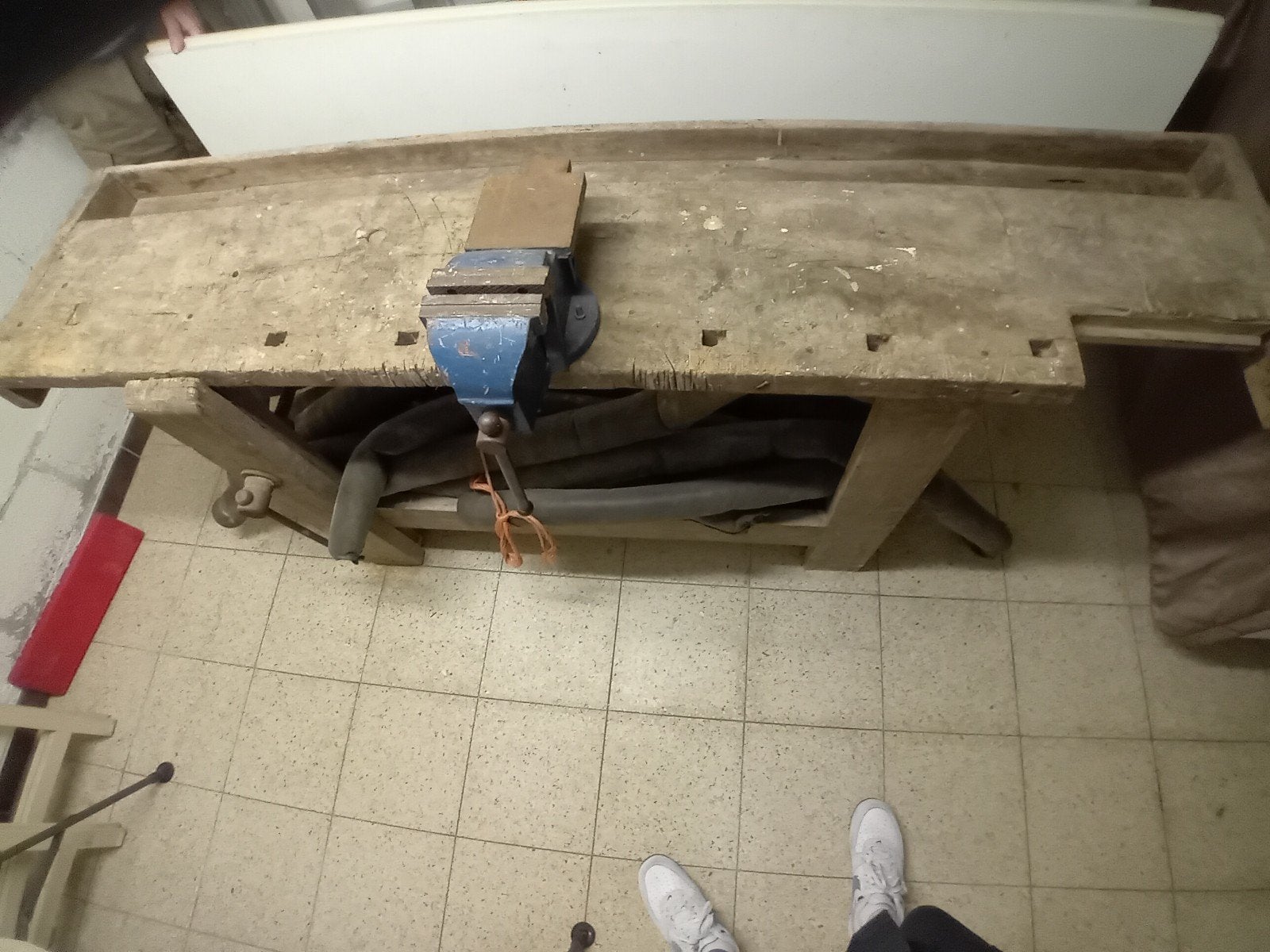 Établi (bois) avec vis, Bricolage & Construction, Établis, Enlèvement