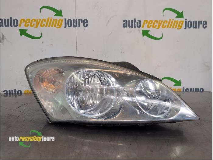 Phare droit d'un Ford Mondeo, -, -, 3 mois de garantie, -