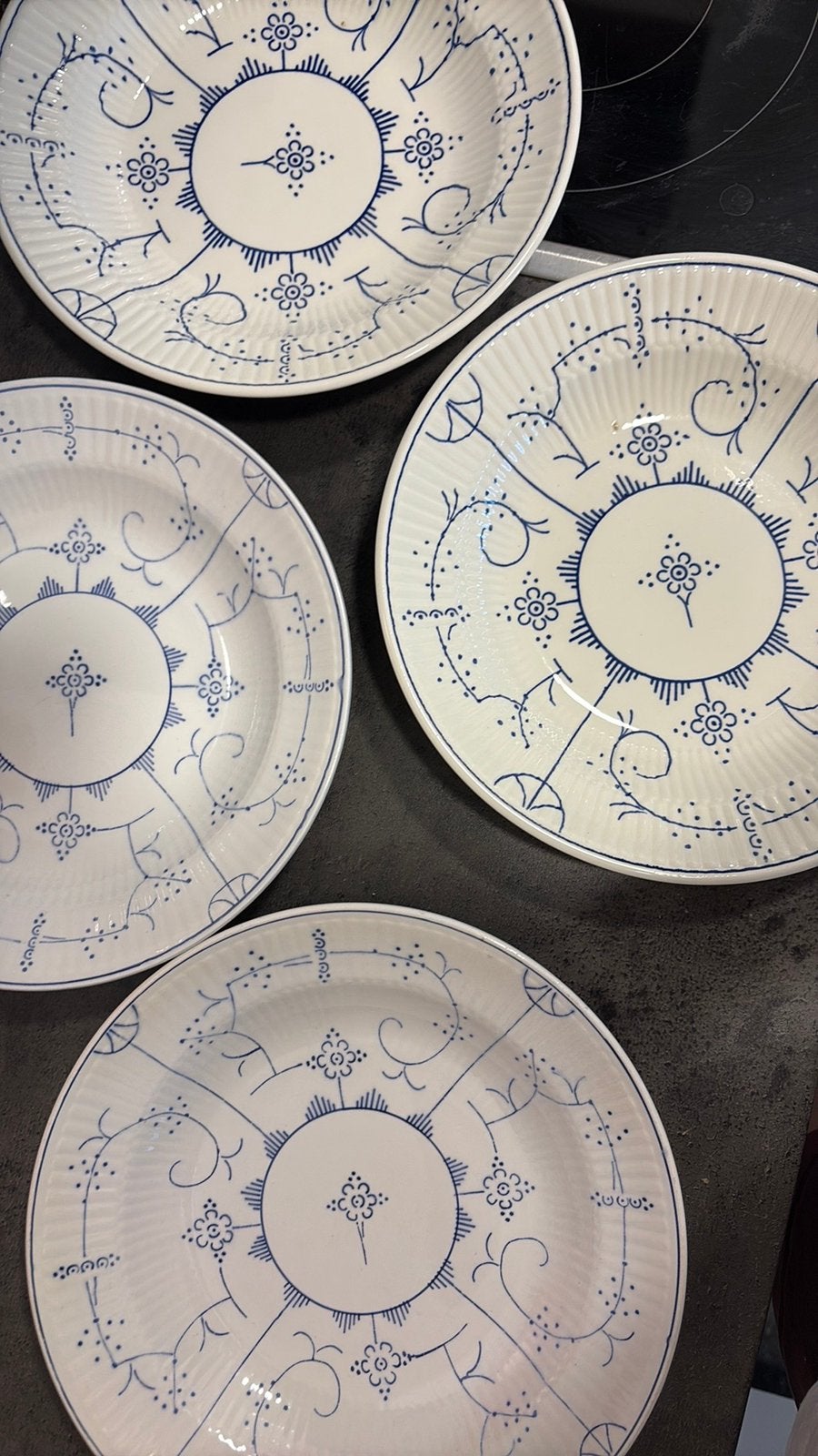 5 grandes assiettes creuses – Boch Frères, La Louvière, Maison & Meubles, Enlèvement, Utilisé, Assiettes(s)