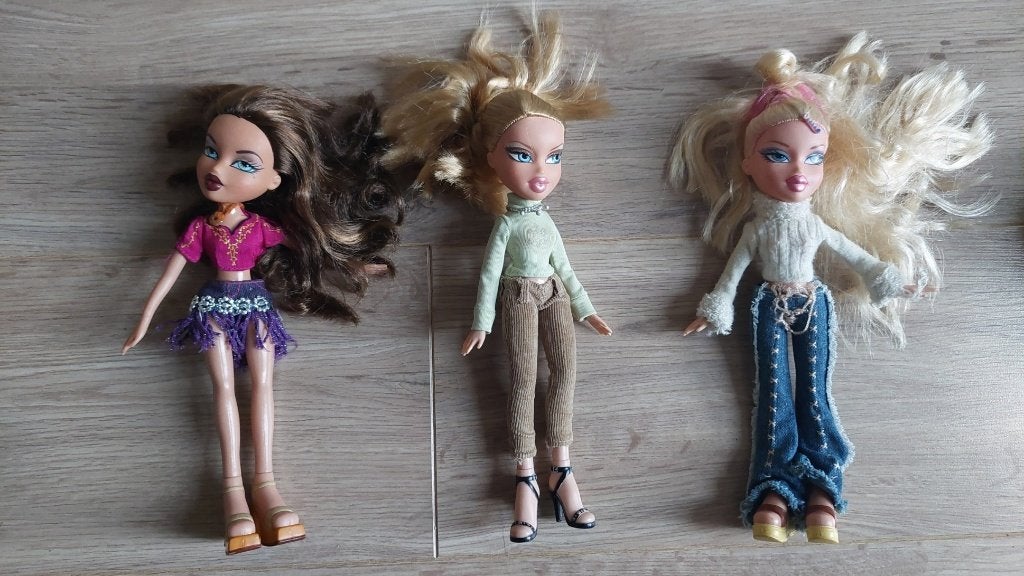 joli ensemble de 12 poupées Bratz et nombreux accessoires, Enfants & Bébés, Enlèvement ou Envoi, Comme neuf
