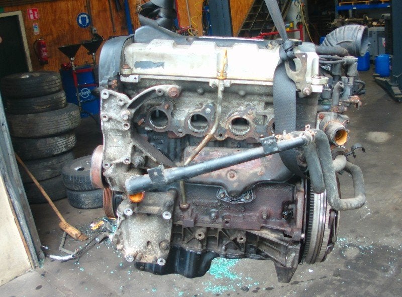 MOTOR Ford Focus 1 ST (01-2002/11-2004) (alda), Gebruikt, Henry-Ford-Straße  1
50735  Köln, DE, Ford-Werke GmbH, Kunden@ford.com