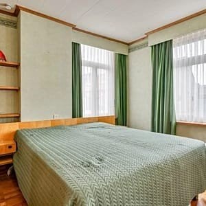 Gratis 2 persoons-bed 160cm x 200cm van merk Beka.