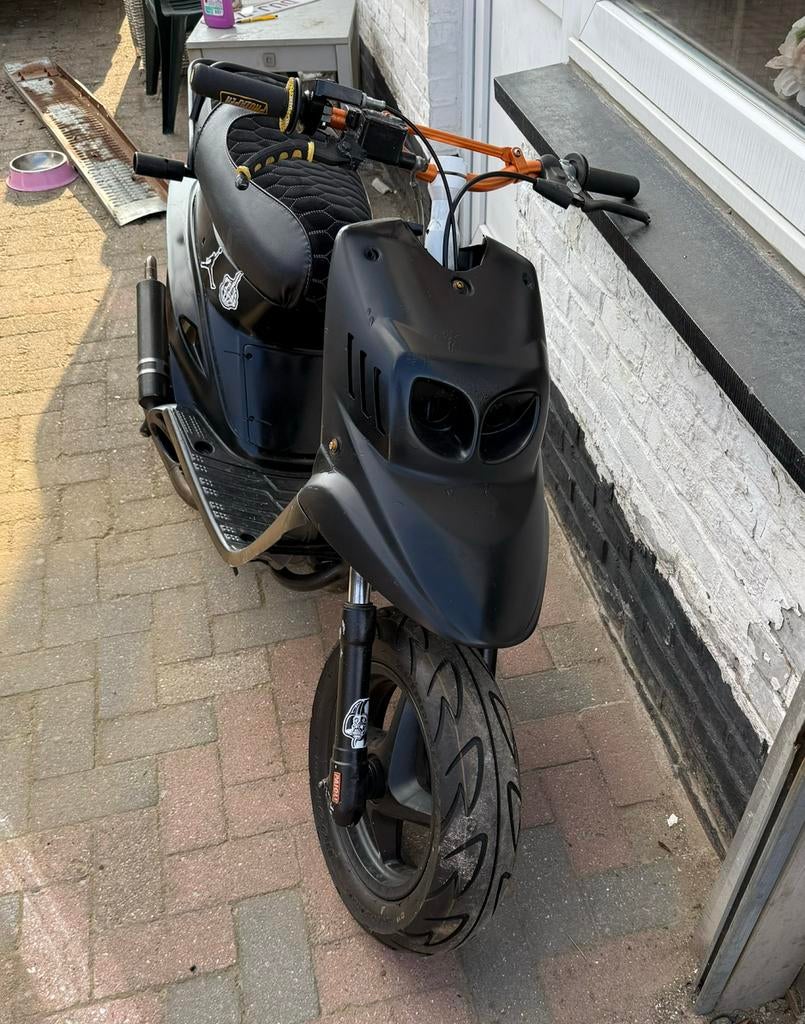 Mbk booster B klasse, Ophalen, Zo goed als nieuw
