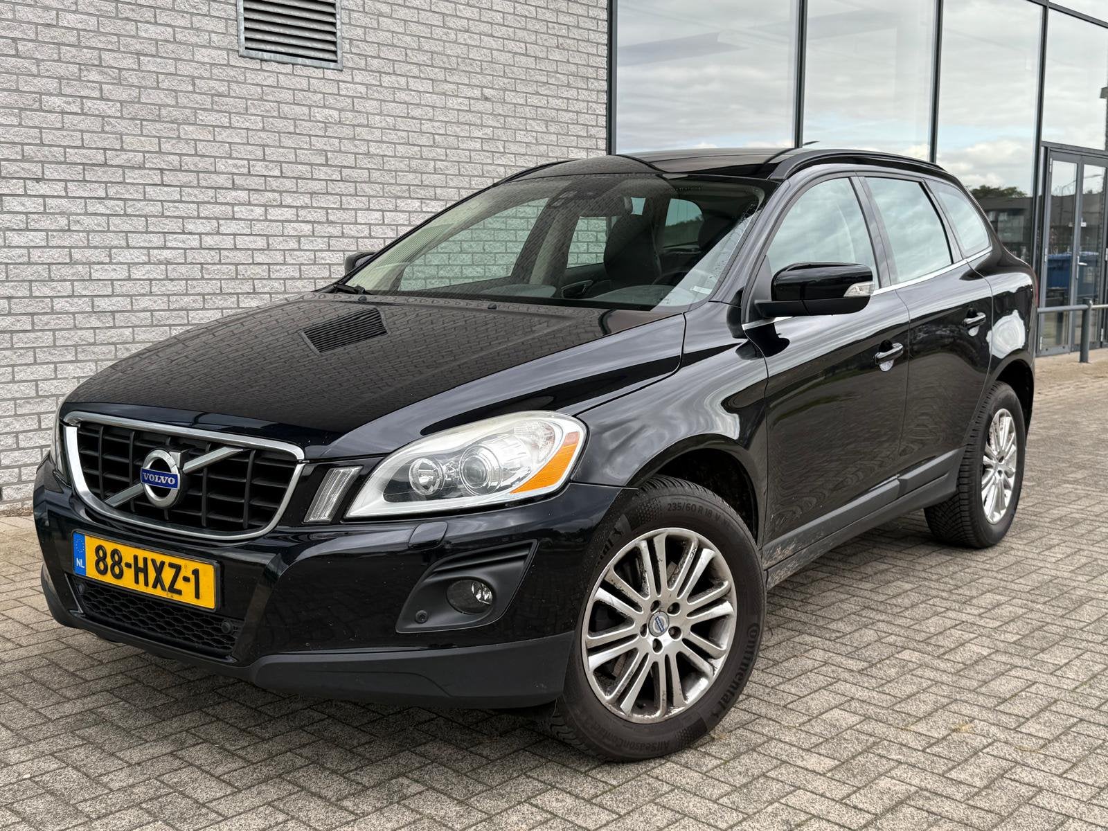 Volvo XC60 2.4 D5 Automaat Leer Camera, Auto's, Automaat, Bedrijf, Te koop, XC60