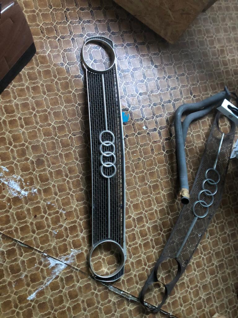Audi 80 b1 grill, Autos : Pièces & Accessoires, Enlèvement, Audi