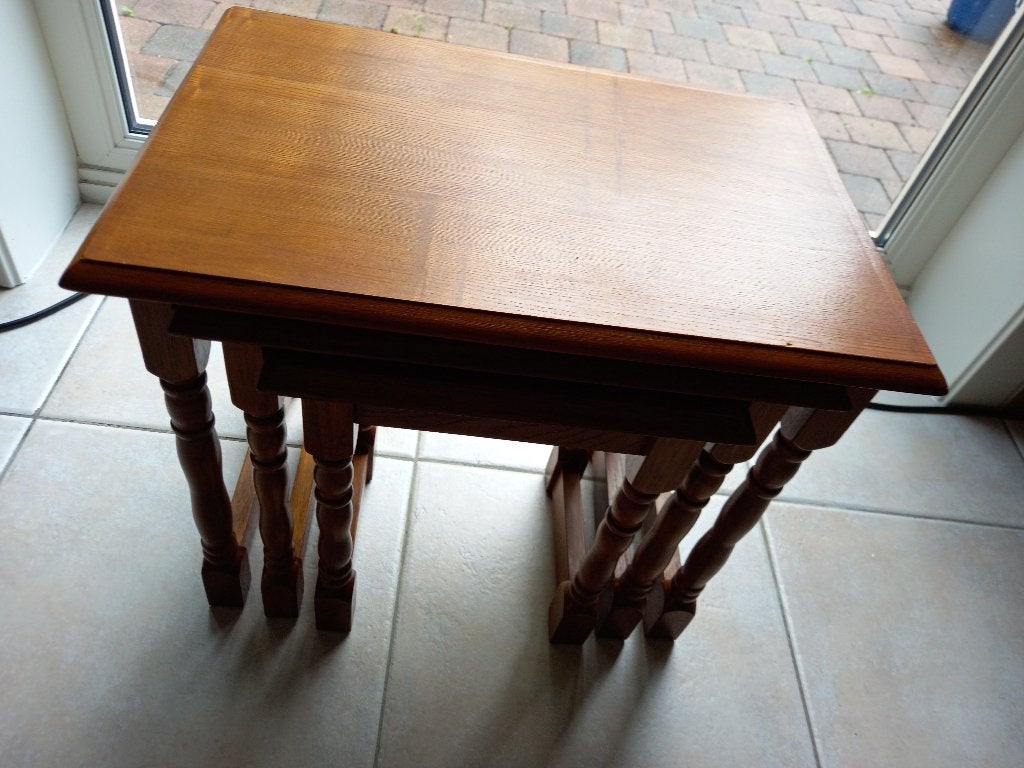 Ensemble de 3 tables gigogne en bois, Ophalen, Gebruikt, Rechthoekig, Hout