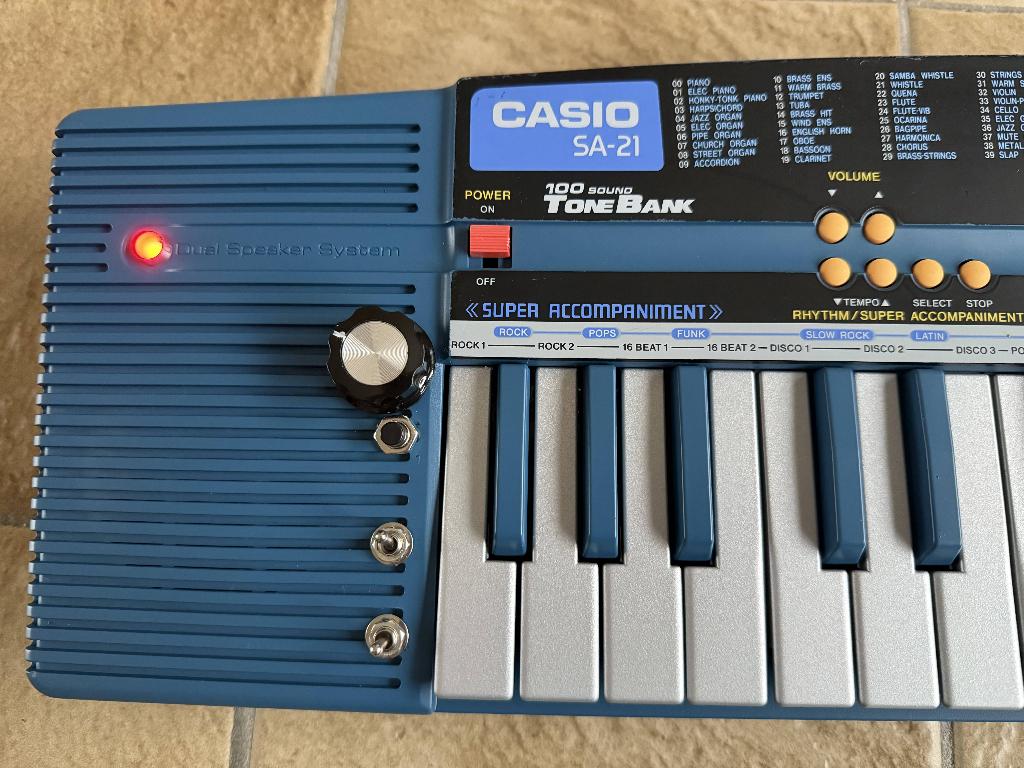 Casio SA-21 Circuit Bending (modified), Enlèvement