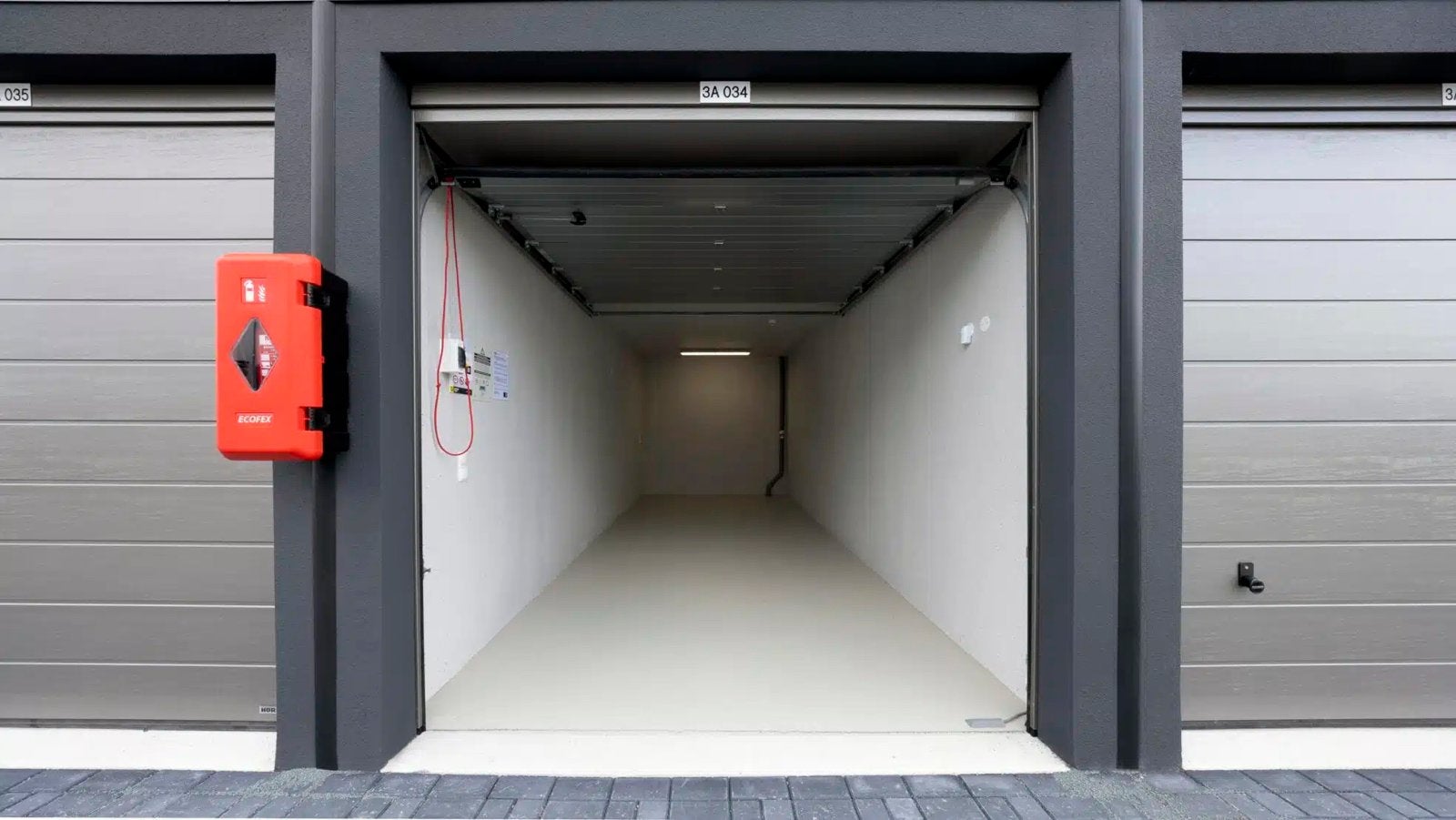 GEZOCHT: garage-box Wommelgem